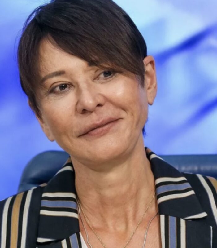 Хакамада: Женское счастье — в саморазвитии, а не в поиске супруга