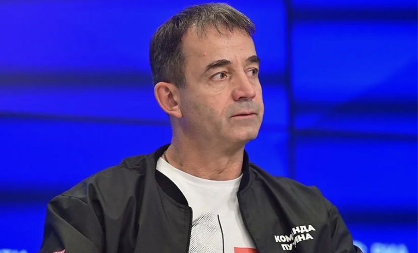 „Подписчики сказали, что я прав“: Дмитрий Певцов — о споре с Михалковым, провале ремейков и том, куда движется российское кино