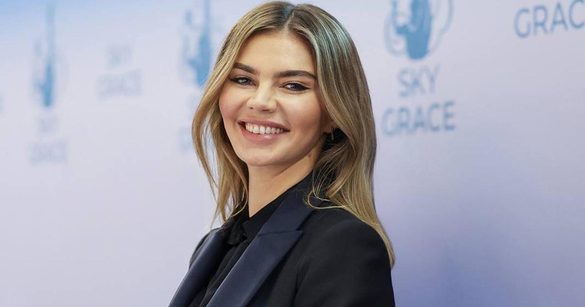 «Тоньше, чем когда-то»: Алина Кабаева в элегантном платье покорила Екатеринбург